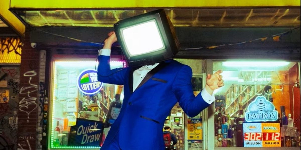 Review: [PALATABLE] GAY ROBOT STARRING STEPHEN BROWER at The Parkway Theater