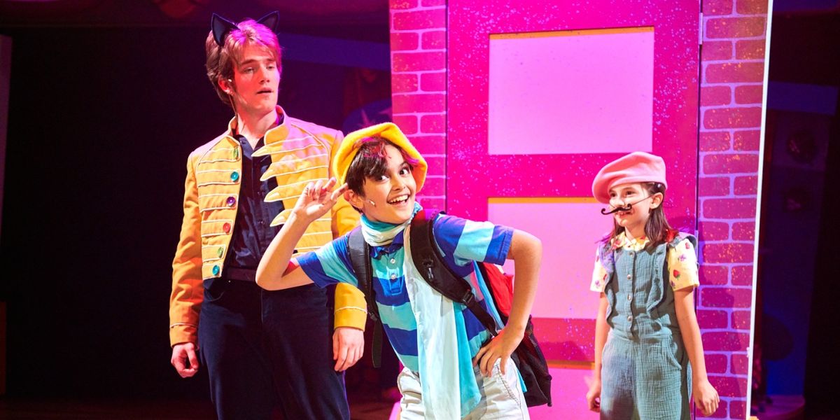 Review: PETE THE CAT at First Stage