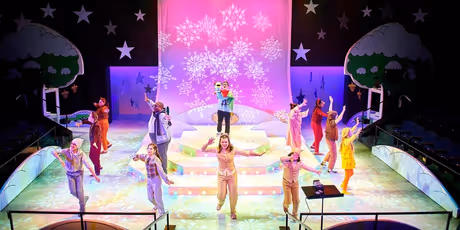 Review: PIGEON Gets a World-Premiere Holiday Show at FIRST STAGE Photo