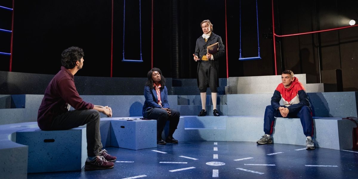 Review: PINS AND NEEDLES, Kiln Theatre