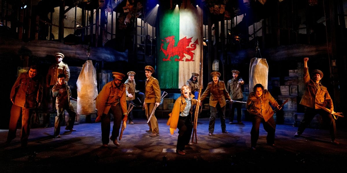 Review: PRIVATE JONES at Signature Theatre