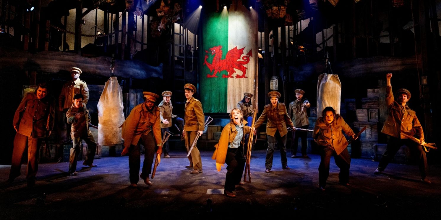 Review: PRIVATE JONES at Signature Theatre  Image