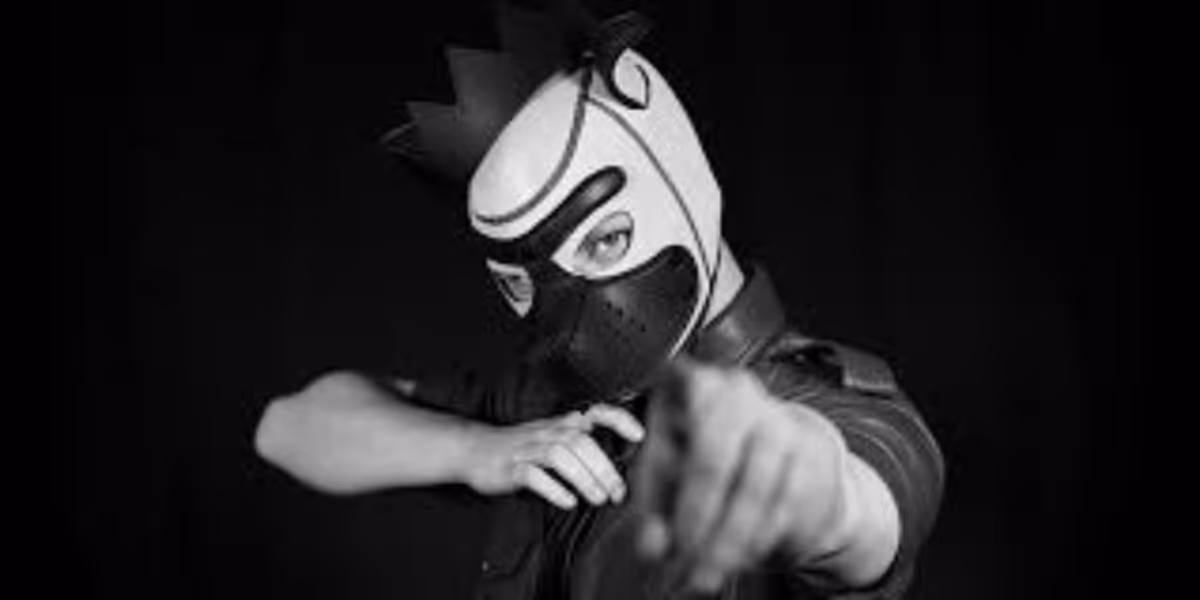 Review: PUP PLAY: A QUEER PSEUDO-LECTURE (OF SORTS) at the Tampa Fringe