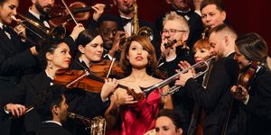 Review: RAYE Balances Power and Emotional Honesty in Sold-Out Vancouver Show