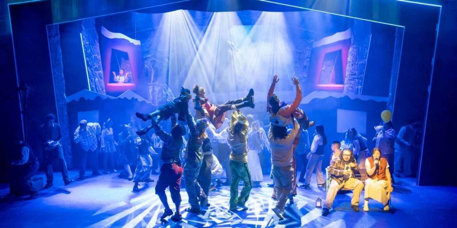 Review: RED, Chickenshed Theatre  Image