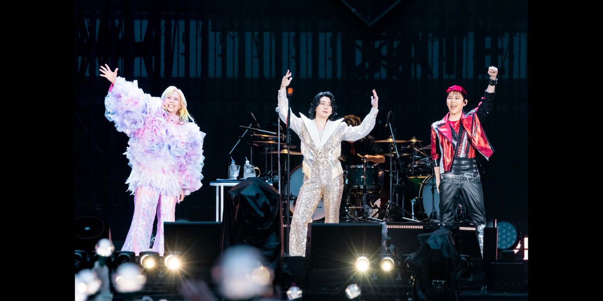 Review: Mrs. GREEN APPLE Concludes “ZENJIN MITO TO IM/MUTABLE” at Japan National Stadium