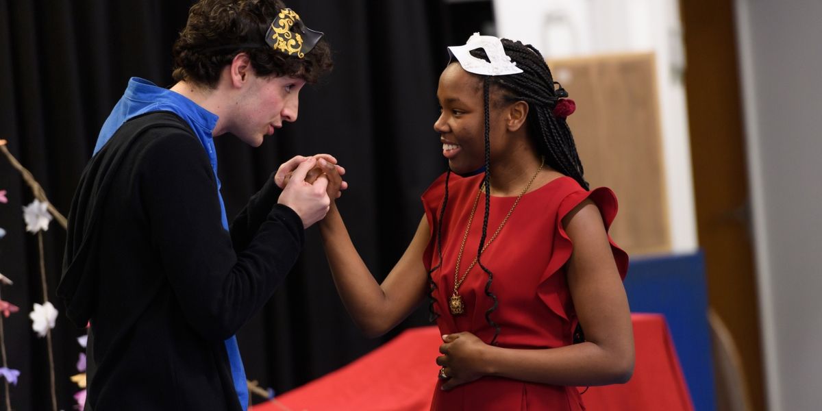 Review: ROMEO AND JULIET, RSC First Encounters, Sydenham Primary School