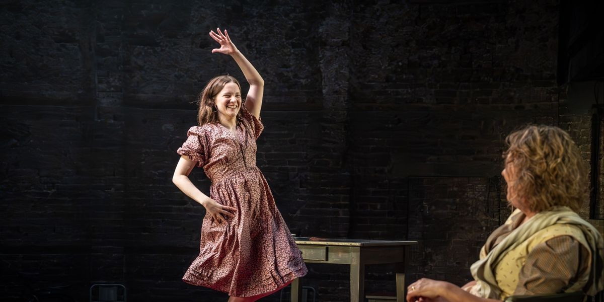 Review: ROOTS, Almeida Theatre