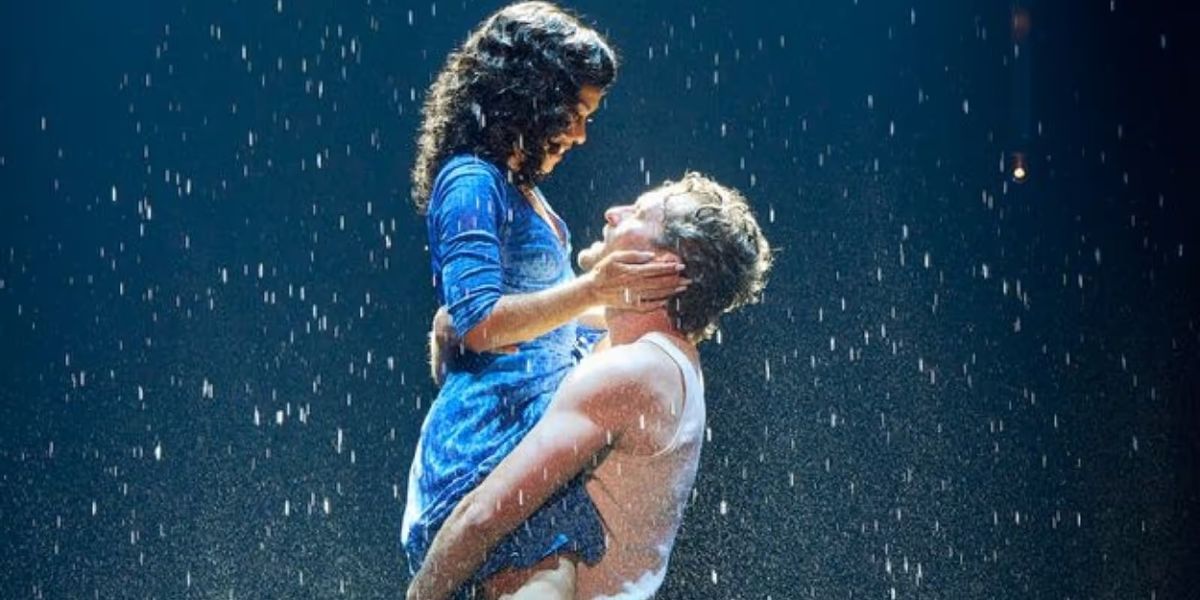 Review Roundup: THE NOTEBOOK National Tour is Now Underway