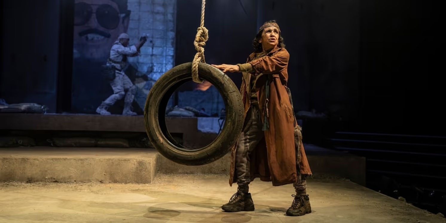 Review Roundup: BENGAL TIGER AT THE BAGHDAD ZOO at the Young Vic  Image