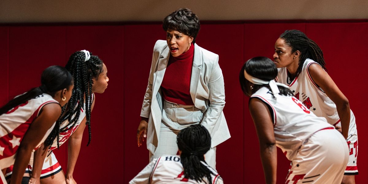 Review Roundup: FLEX Opens at Lincoln Center Theater