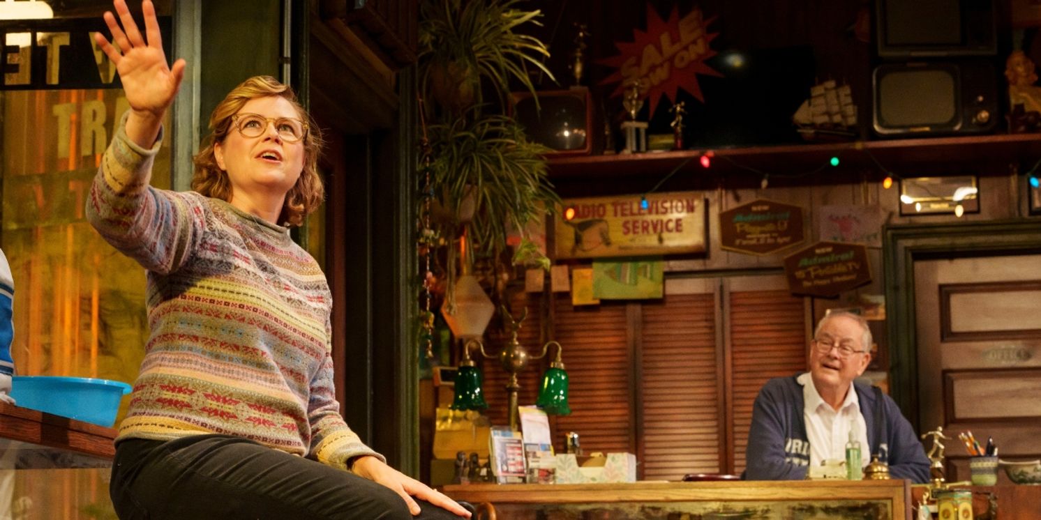 Review Roundup: Jenna Fischer & More Lead ASHLAND AVENUE at The Goodman Theatre in October  Image