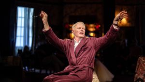 Review Roundup: Jesse Tyler Ferguson in TRU