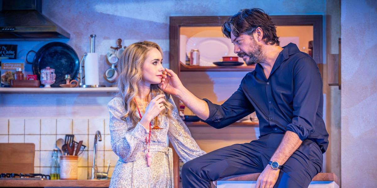 Review Roundup: Lily Collins and Álvaro Morte Open in BARCELONA
