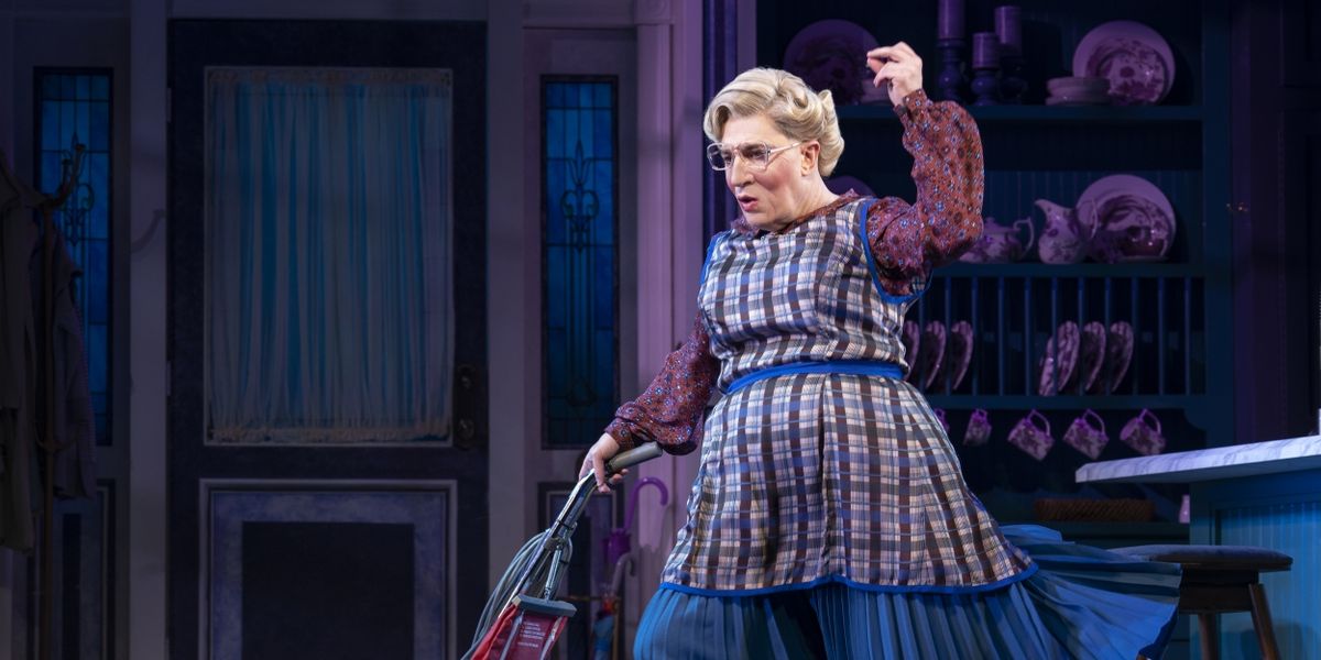 Review Roundup: MRS. DOUBTFIRE Launches National Tour; What Are the Critics Saying?