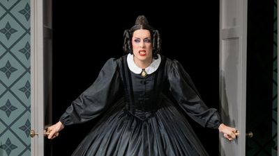 Review Roundup: OH, MARY! Opens National Tour