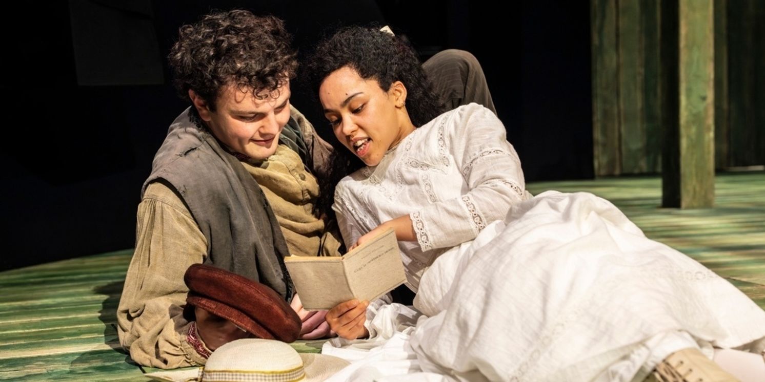 Review Roundup: SUMMERFOLK at the National Theatre  Image