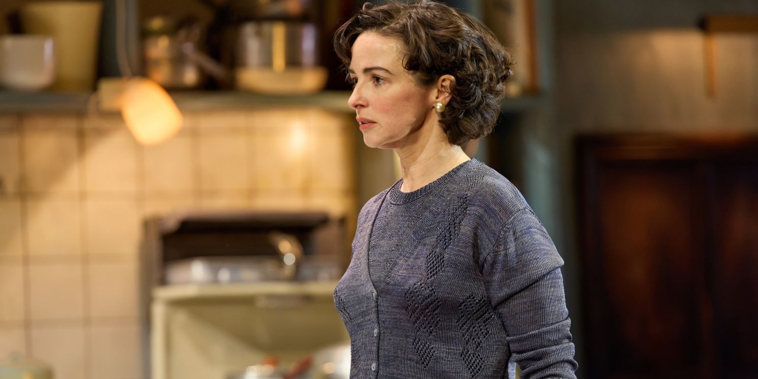 Review Roundup: Jez Butterworth's THE HILLS OF CALIFORNIA  Image