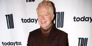Review Roundup: TRU Starring Jesse Tyler Ferguson Off-Broadway