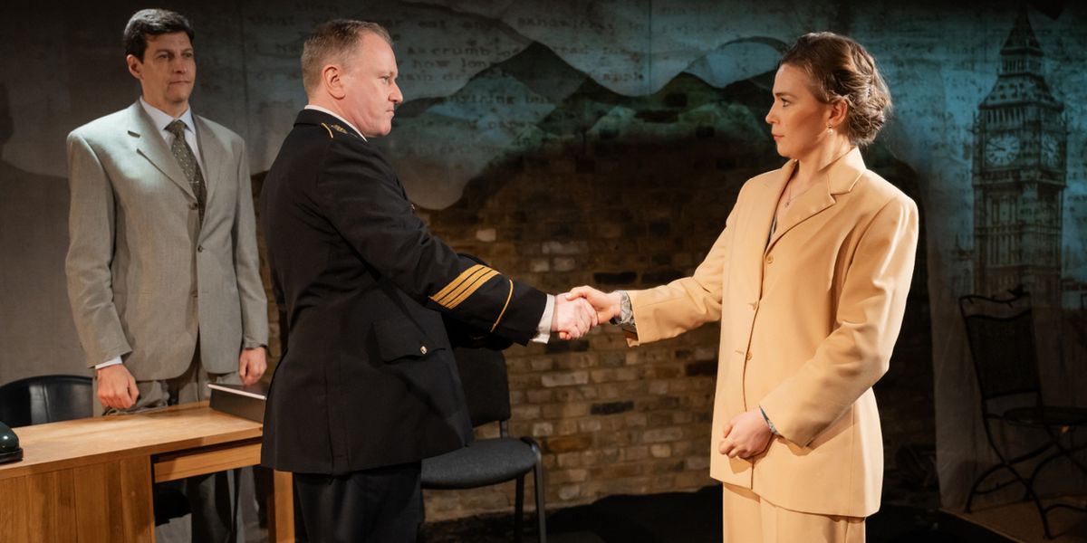 Review: SAFE HAVEN, Arcola Theatre