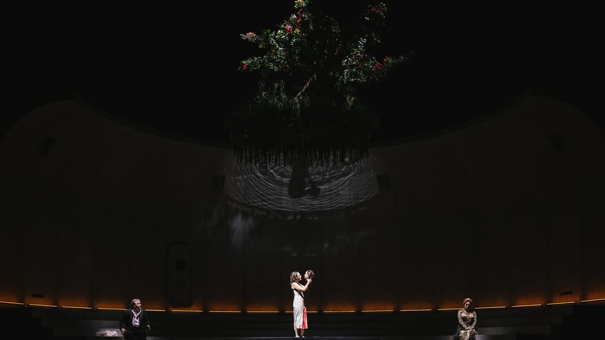 Review: SALOME at McCaw Hall