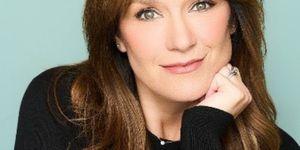 Review: SARAH URIARTE BERRY BRINGS IT TO LIFE AT CV REP at Coachella Valley Repertory Theatre