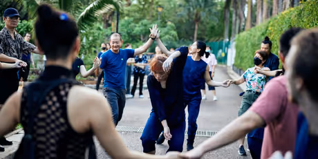 Review: SEARCHING BLUE - THE HUMAN EXPRESSION (T.H.E.) DANCE COMPANY - OZASIA FESTIVAL 202 Photo