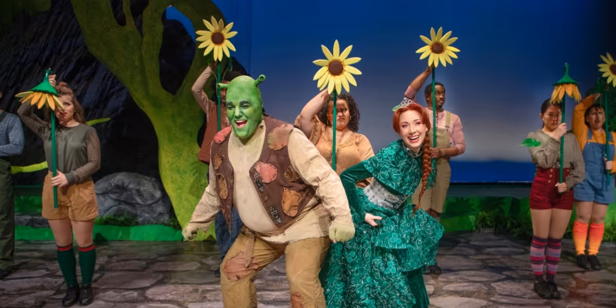 Review: SHREK: THE MUSICAL at Emerson Colonial Theatre