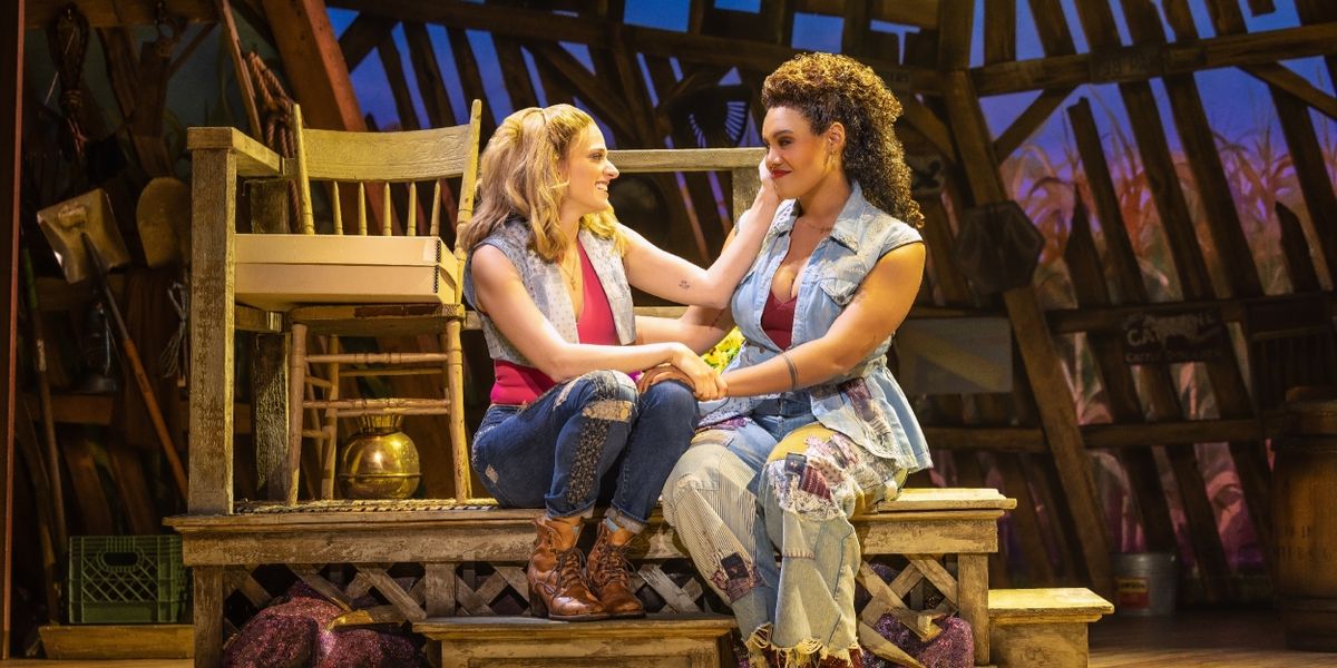 Review: SHUCKED Pops at Broadwaysf's Curran Theatre
