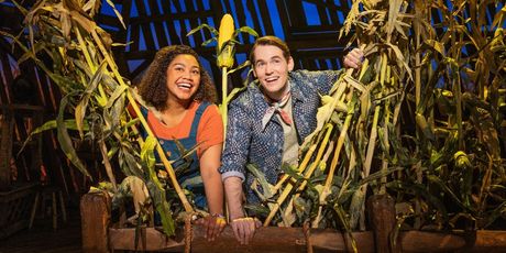 Review: SHUCKED at The Paramount Theatre Photo