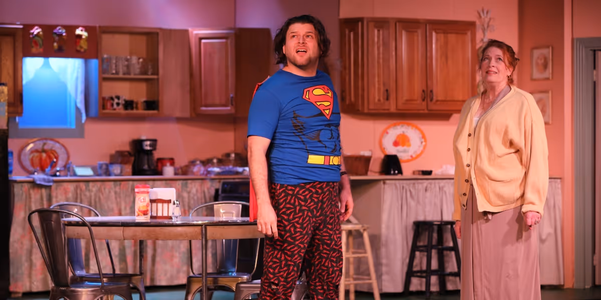 Review: SOUTHERN FRIED FUNERAL at Murry's Dinner Playhouse