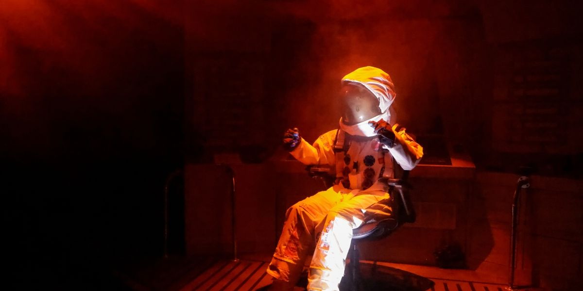 Review: SPACEMAN at Urbanite Theatre