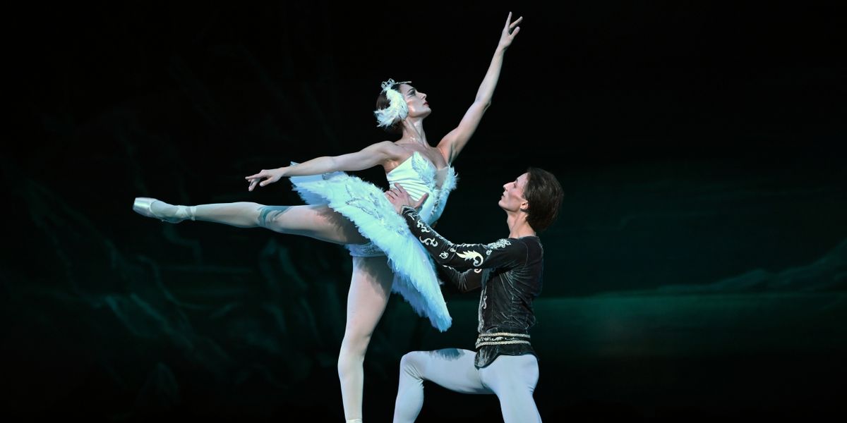Review: STATE BALLET OF GEORGIA'S SWAN LAKE, London Coliseum