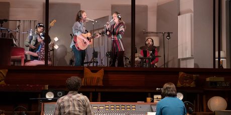 Review: A Realistic and Involving STEREOPHONIC at National Theatre Photo