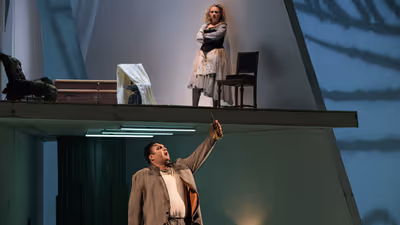 Review: Národní divadlo uvádí SWEENEYHO TODDA v operní formě
