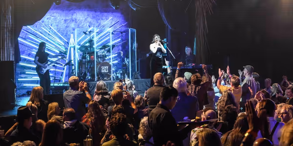 Review: Singer-Songwriter Sydnie Christmas Wins Again at Sony Hall