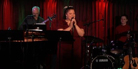 Review: THE 2ND ANNUAL DIONNE FAMILY CHRISTMAS A Perfect Start to the Holidays at The Gree Photo