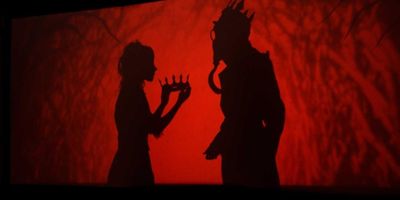 Review: THE 4TH WITCH at Oz Photo
