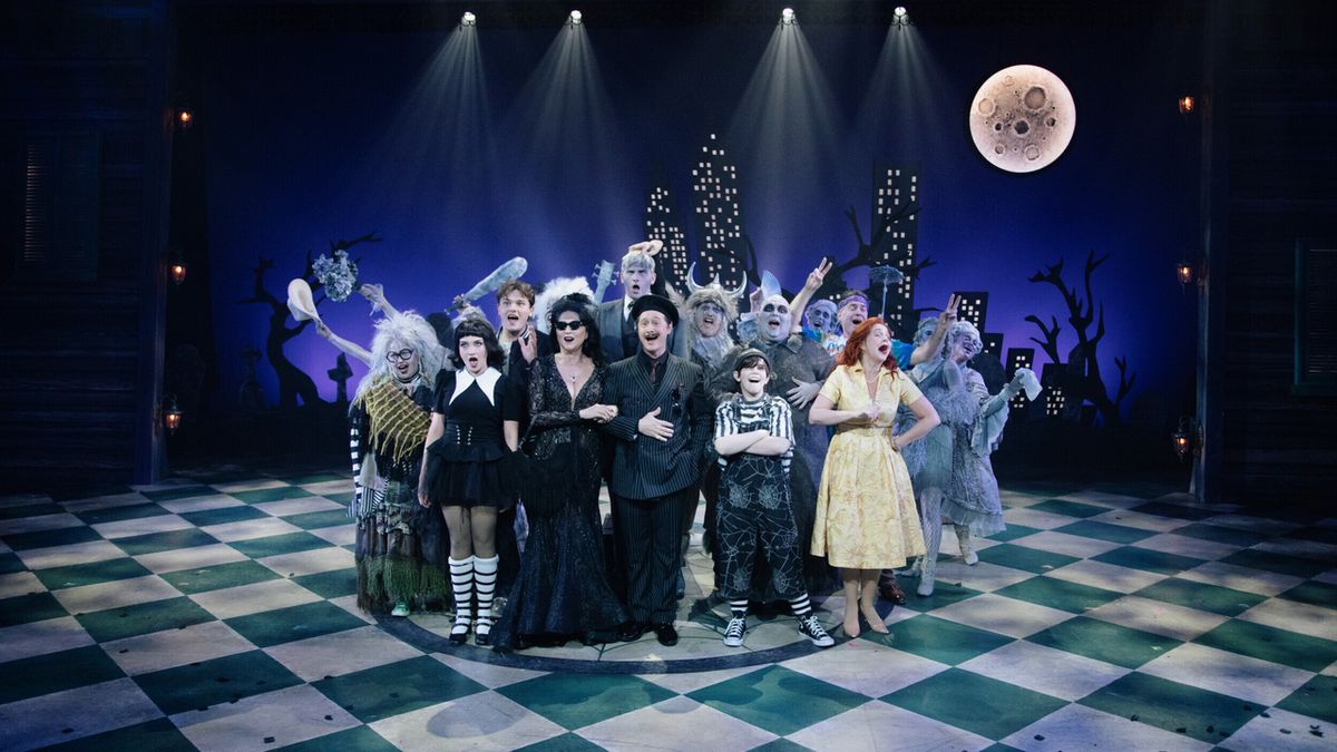 Review: THE ADDAMS FAMILY at Turner Theater