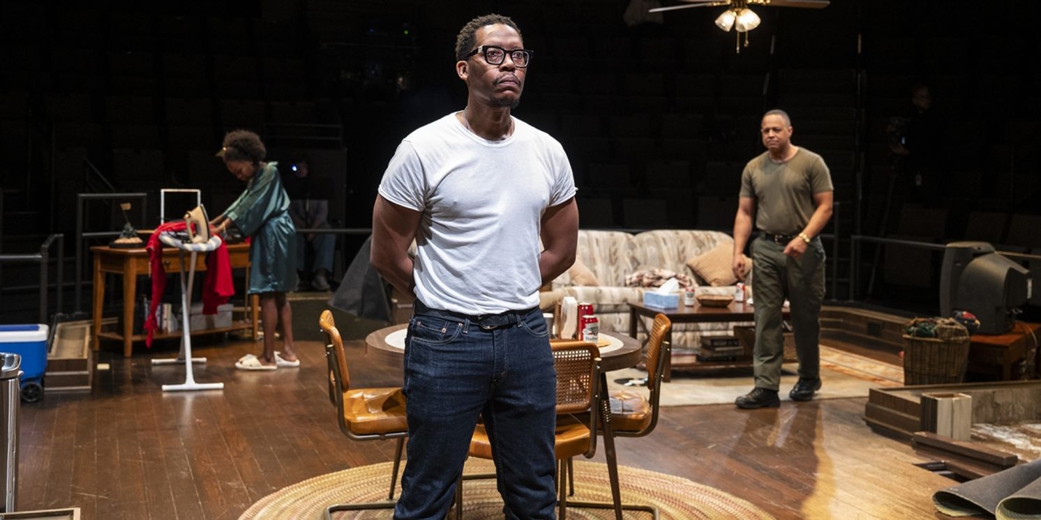 Review: THE BOOK OF GRACE at Steppenwolf Theatre Company  Image