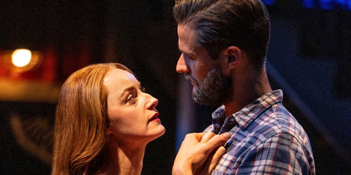 Review: A Theatrical Feast: THE BRIDGES OF MADISON COUNTY at Signature Theatre  Image