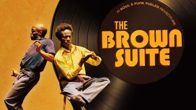 Review: THE BROWN SUITE, Richmond Theatre Photos
