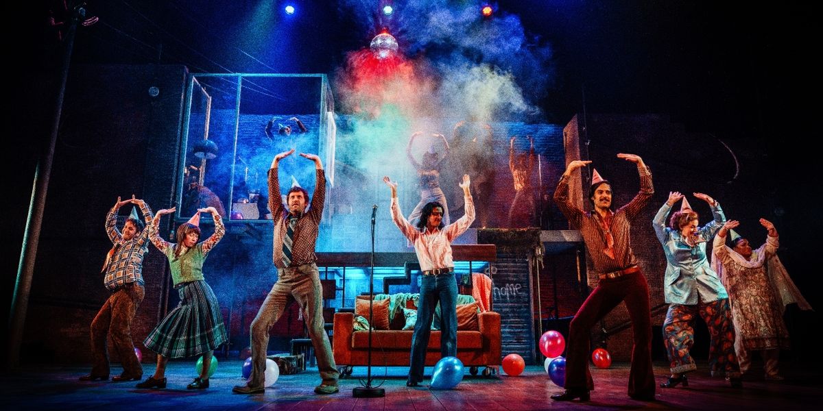 Review: THE BUDDHA OF SUBURBIA, Barbican Theatre