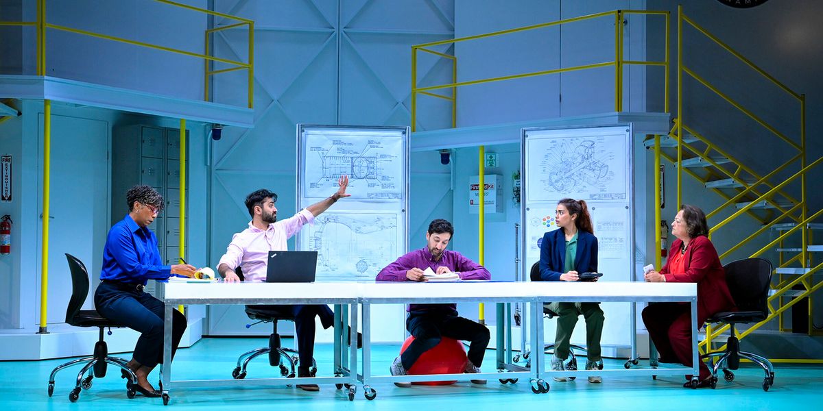 Review: THE EMPLOYEE DHARMA HANDBOOK at TheatreWorks Silicon Valley