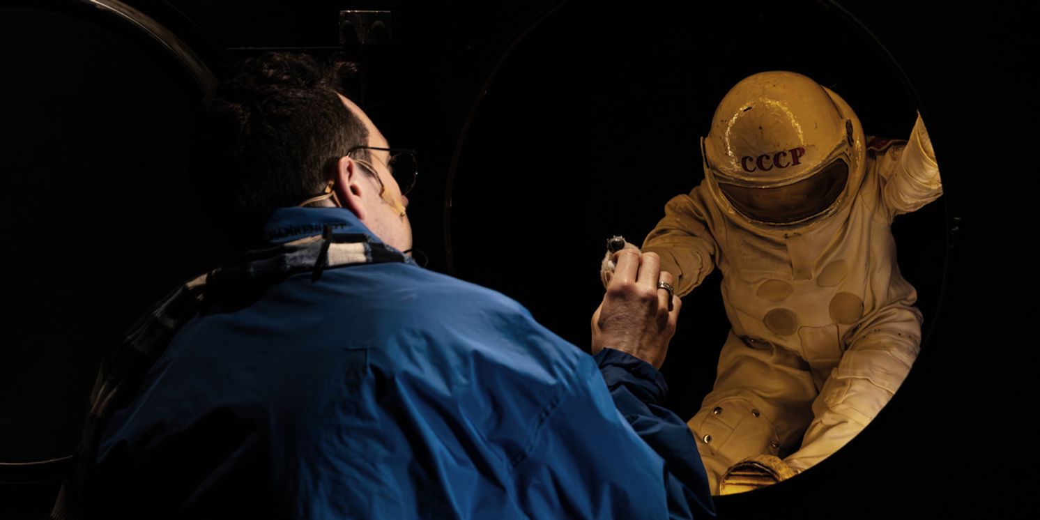 Review: THE FAR SIDE OF THE MOON at Canadian Stage  Image