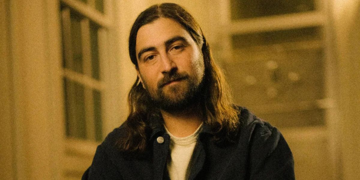 Review: Noah Kahan Brings THE GREAT DIVIDE Tour to a Sold-Out BC Place