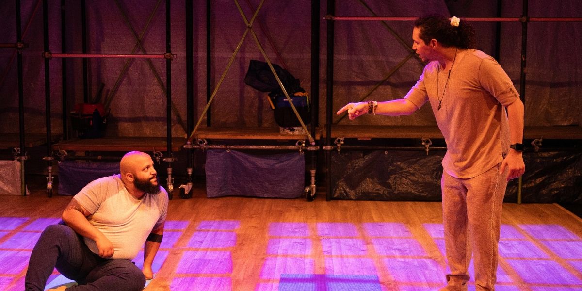 Review: Gloucester Stage Company and Teatro Chelsea Join
Forces for Fine Co-production of THE HOMBRES