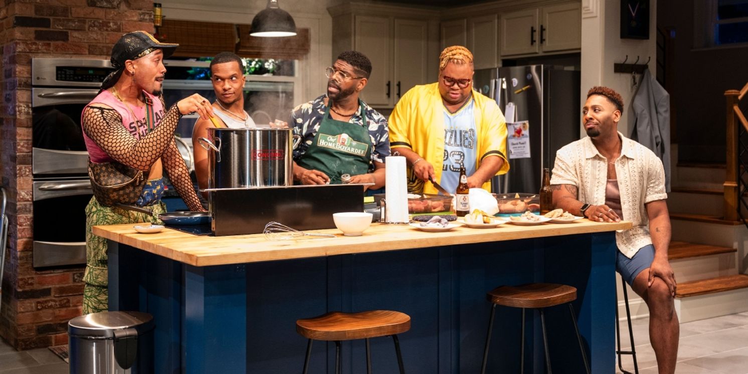 Review: THE HOT WING KING at Writers Theatre  Image