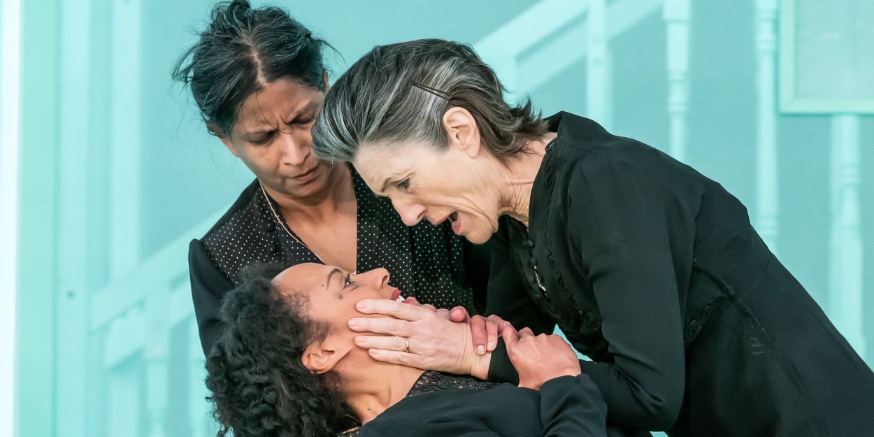 Review: THE HOUSE OF BERNARDA ALBA, National Theatre  Image