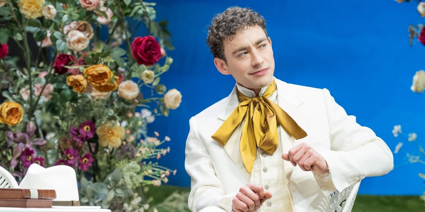 Review: THE IMPORTANCE OF BEING EARNEST, Starring Olly Alexander & Stephen Fry  Image